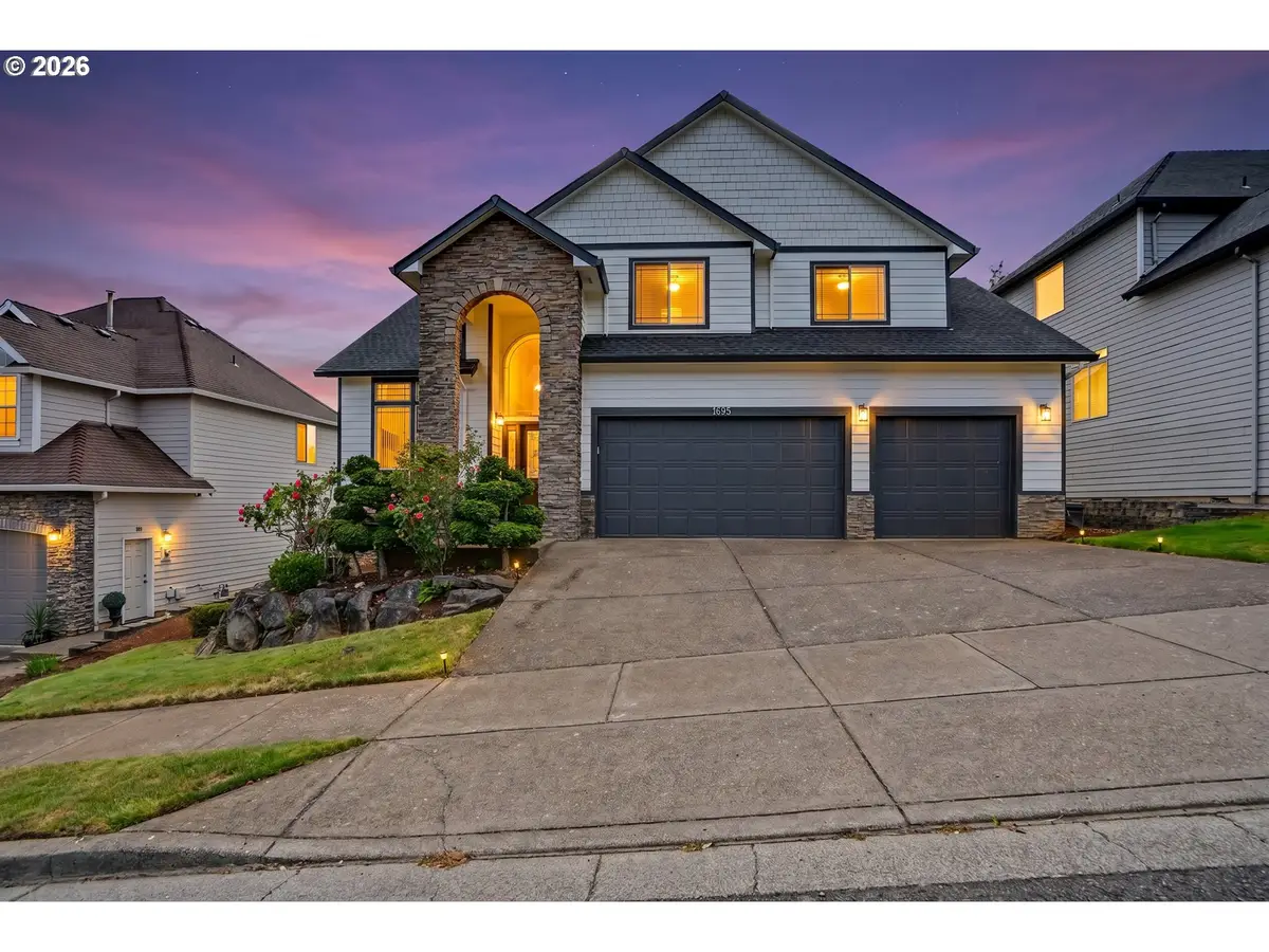 1695 NW Titan Dr, Salem, OR 97304 - #1
