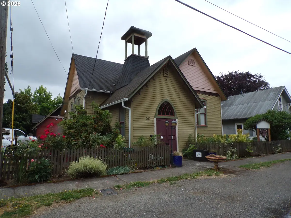 202 S 4th Ave, Ridgefield, WA 98642 - #1