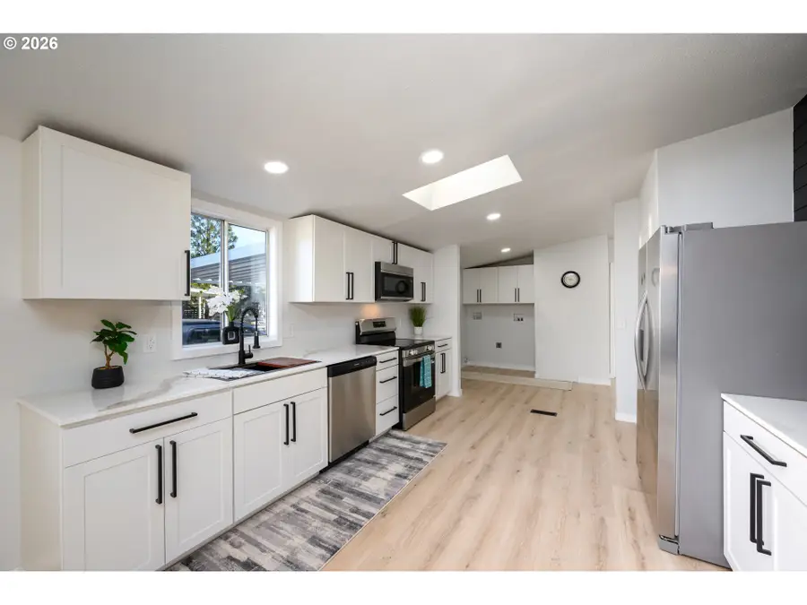 221 River Place Dr #117, Roseburg, OR 97471 - #2