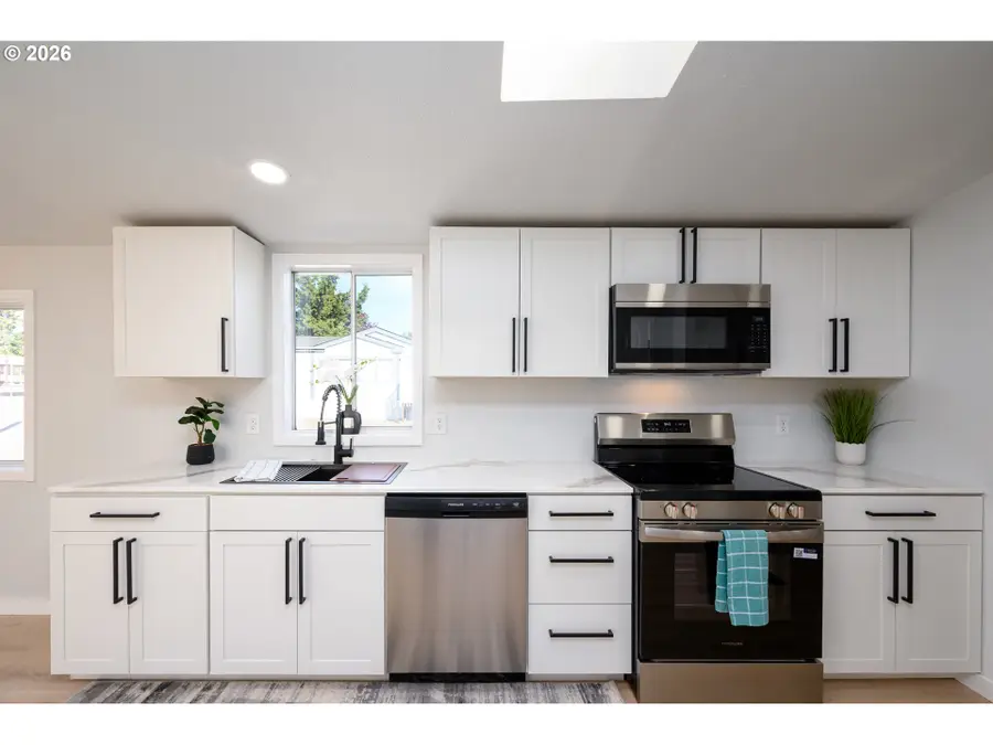 221 River Place Dr #117, Roseburg, OR 97471 - #3