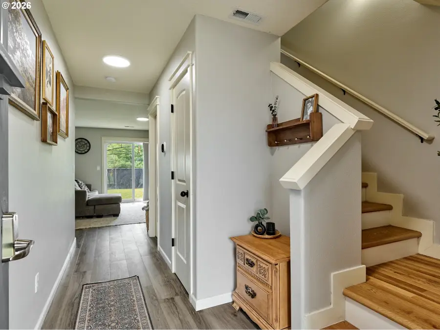1025 SE Millright Ave, McMinnville, OR 97128 - #2