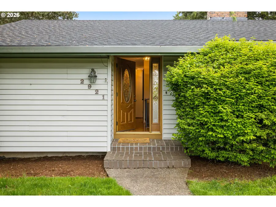 2921 SE Brian St, Hillsboro, OR 97123 - #3