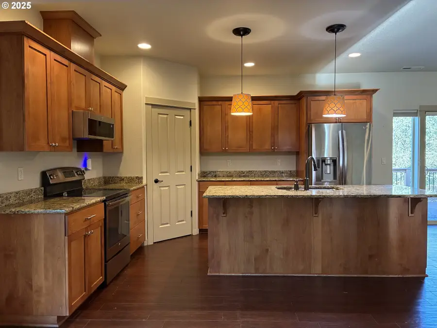 286 Winchester Creek Ave, Winchester, OR 97495 - Image #3