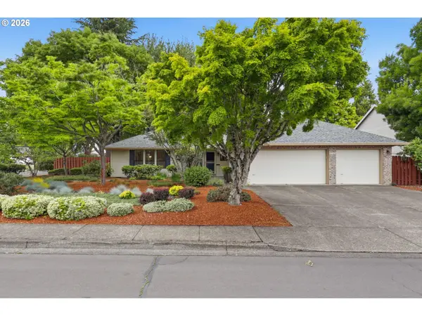 1735 NE 57th Ave, Hillsboro, OR 97124