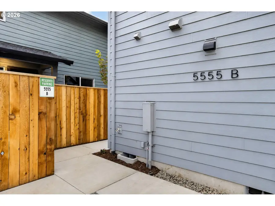 5555 SE Steele St #B, Portland, OR 97206 - #2