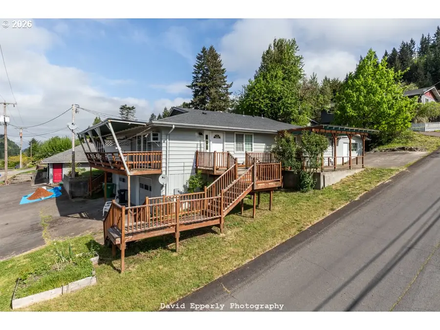 180 NE 6th St, Clatskanie, OR 97016 - #2