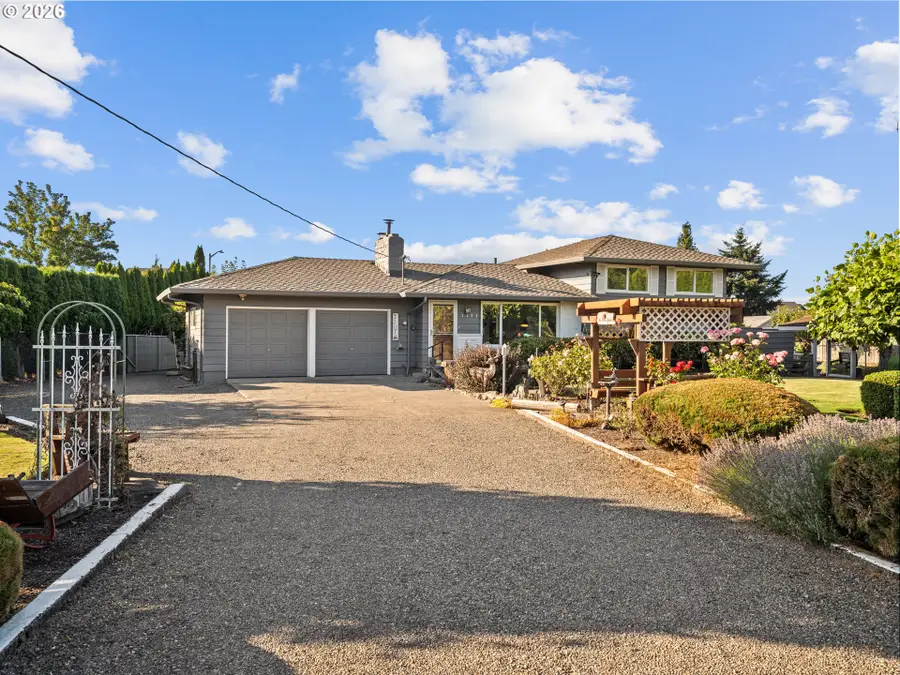 3329 SE Hillyard Rd, Gresham, OR 97080 - #2