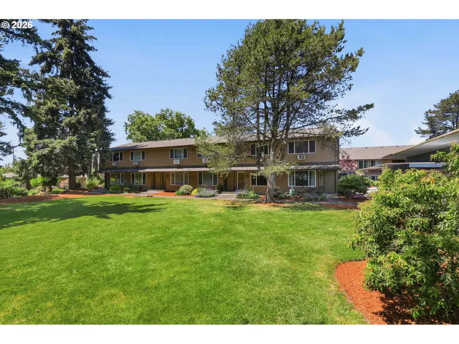 1275 NE Grant St, Hillsboro, OR 97124 - #2