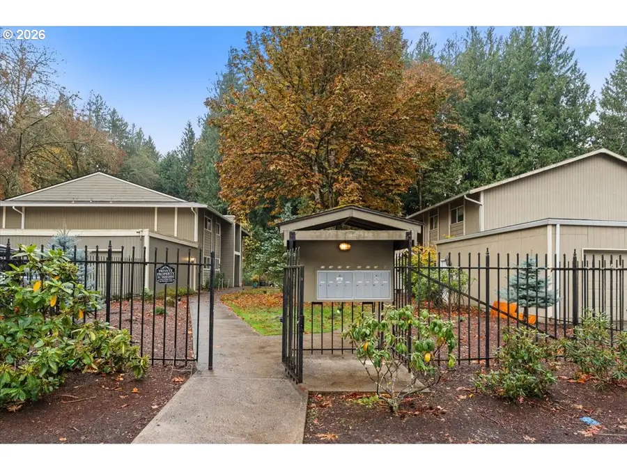 6610 SW Terri Ct #10, Portland, OR 97225 - #3