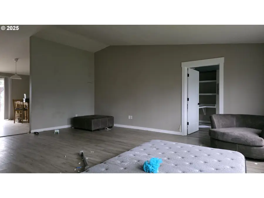 14543 SE West Park Ct, Damascus, OR 97089 - Image #3