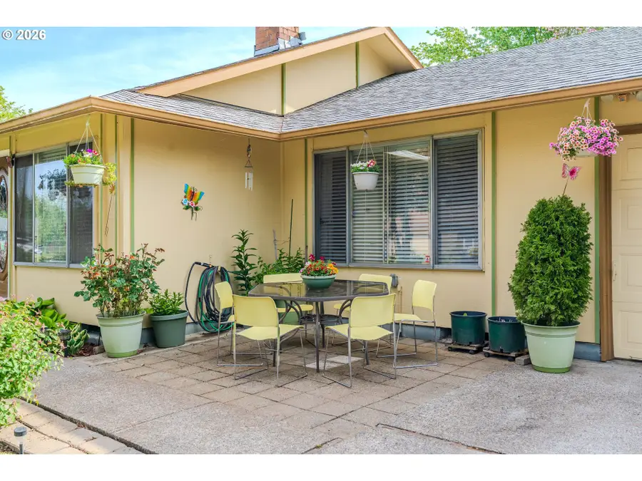 1926 NE Vista Ave, Gresham, OR 97030 - #3