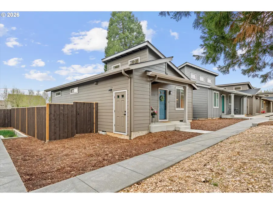 12300 Meadowlawn Dr, Oregon City, OR 97045 - #3