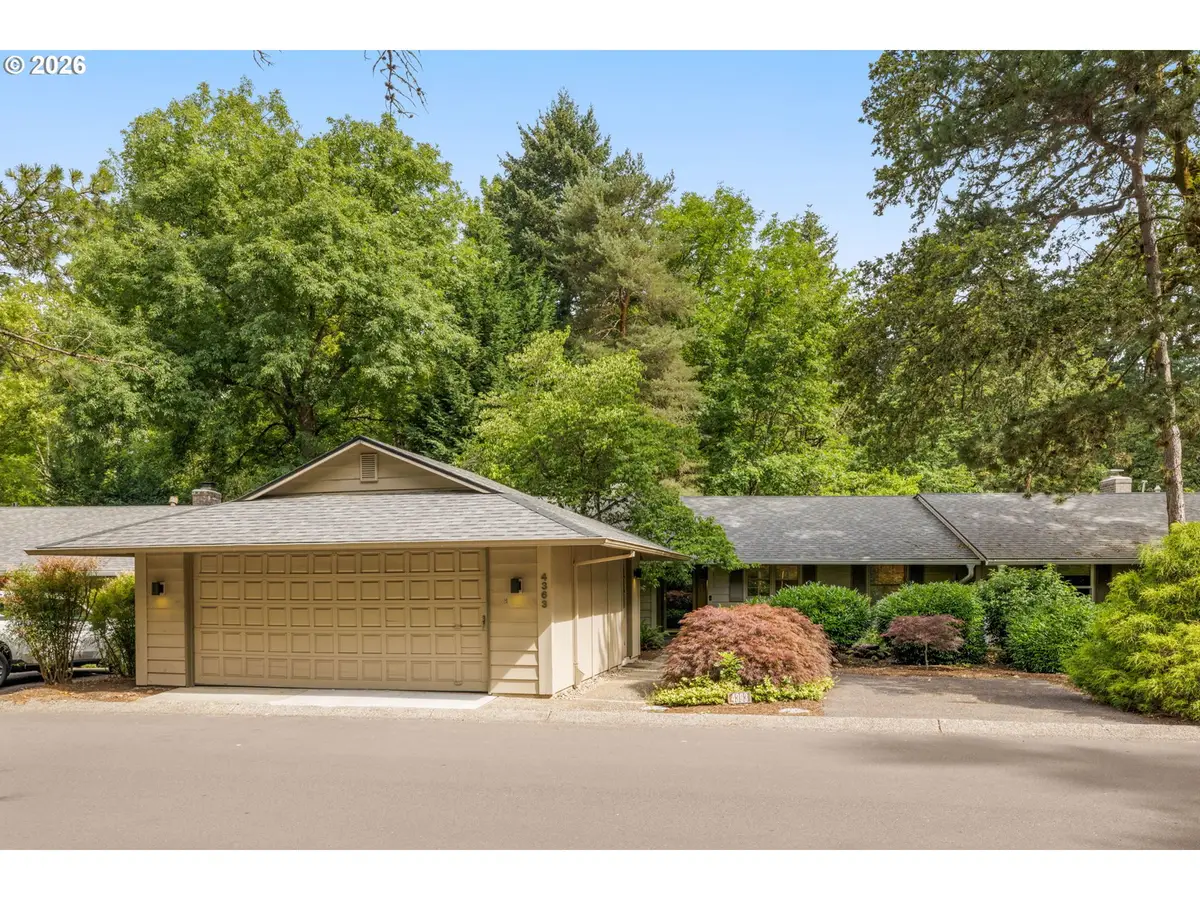 4363 Woodside Cir, Lake Oswego, OR 97035 - #1