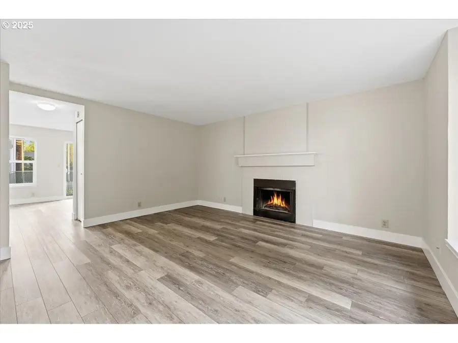 4650 SW Southview Ter, Beaverton, OR 97078 - Image #2