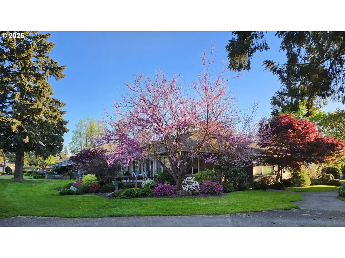 32120 SW Boones Bend Rd, Wilsonville, OR 97070 - Image #1