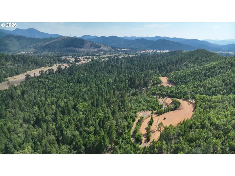 116 Crooks Creek Rd, Selma, OR 97538 - #3