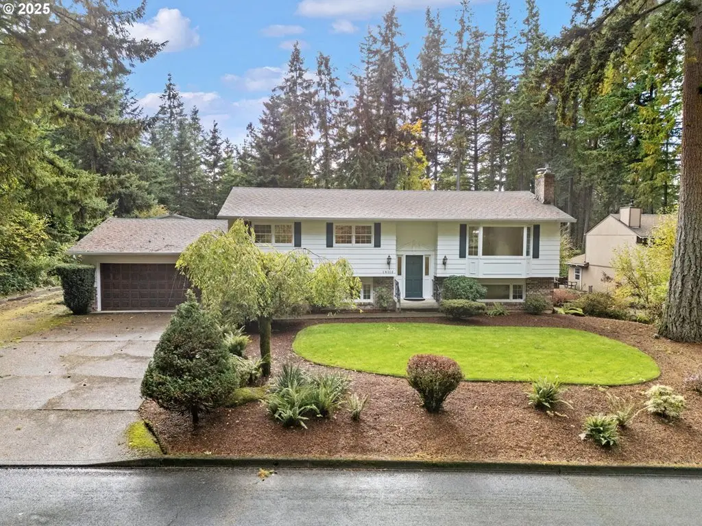 16112 S Sandalwood Rd, Northwest Clackamas, OR 97045 - Image #1