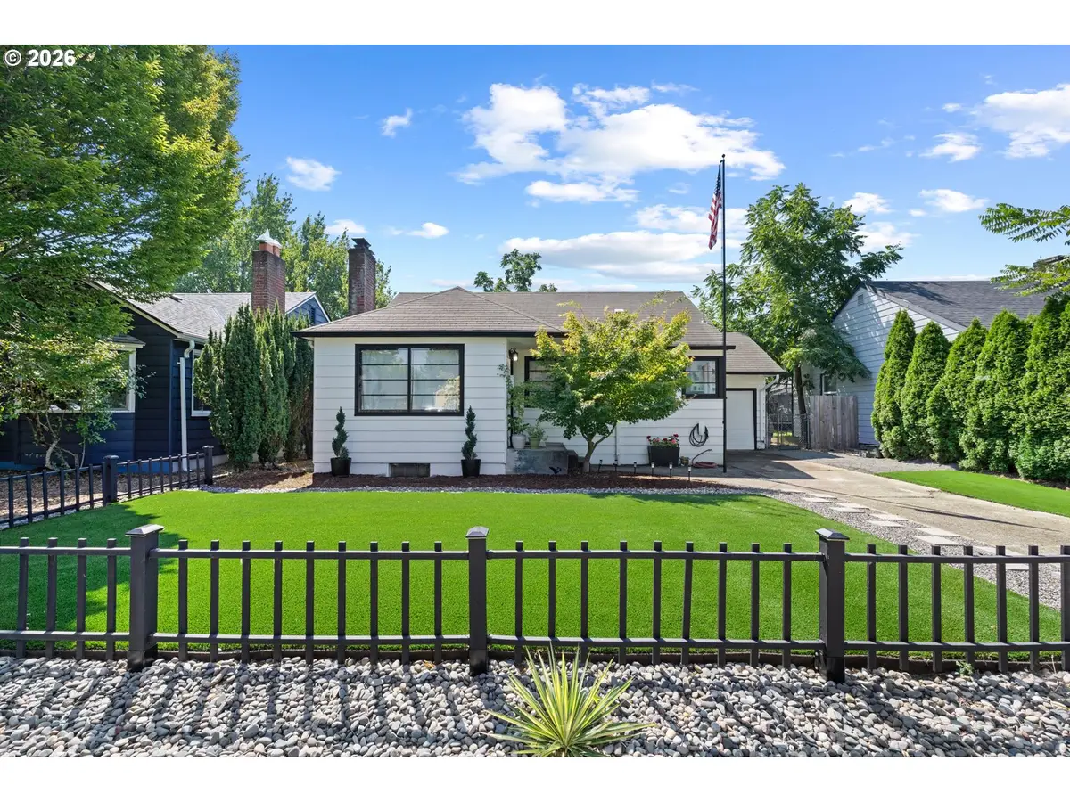 207 NW 45th St, Vancouver, WA 98660 - #1