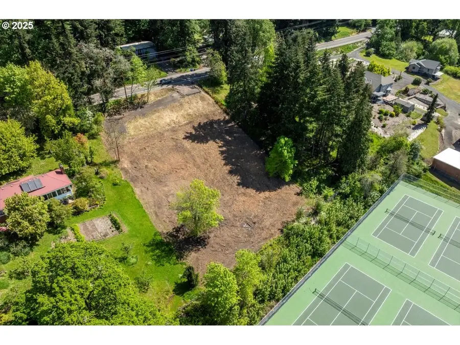 16855 SE Oatfield Rd, Milwaukie, OR 97267 - Image #2
