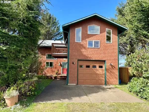 277 N Dolphin St, RockawayBeach, OR 97136