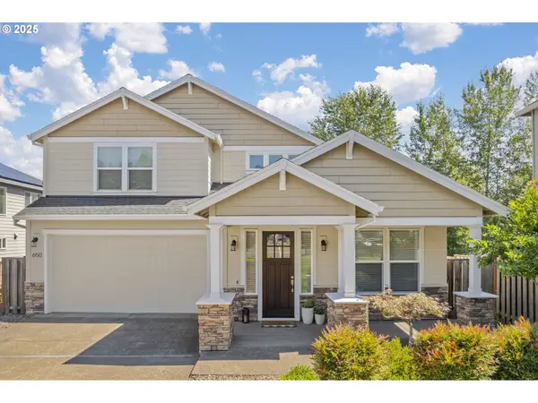 650 NW Willow Glen Pl, Beaverton, OR 97006