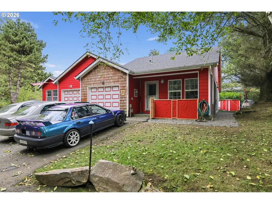3324 NE Surf Ave, Lincoln City, OR 97367 - #2
