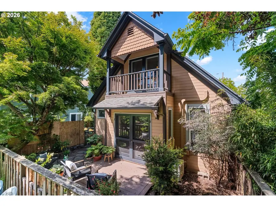 324 SE 13th Ave, Portland, OR 97214 - #2