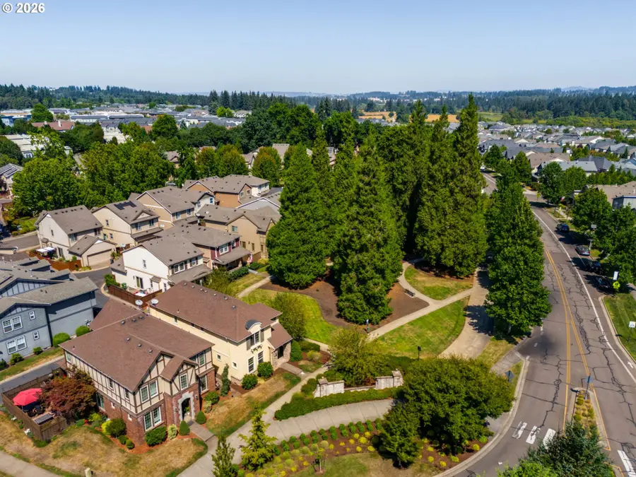 11141 SW Barber St, Wilsonville, OR 97070 - #2