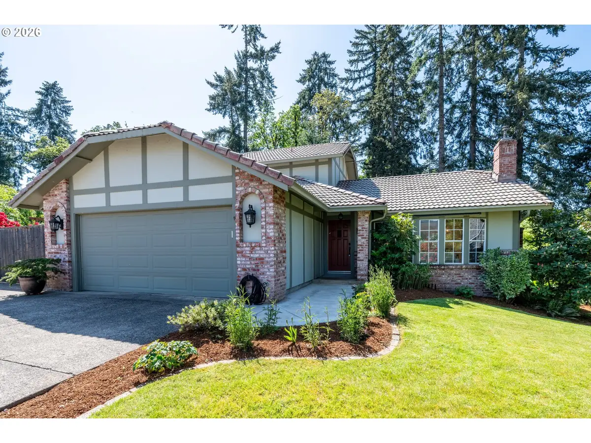 508 Cascade Dr, Springfield, OR 97478 - #1