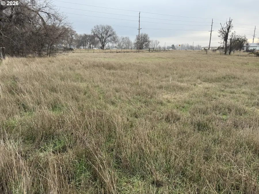 80672 Craig Rd, Hermiston, OR 97838 - #3