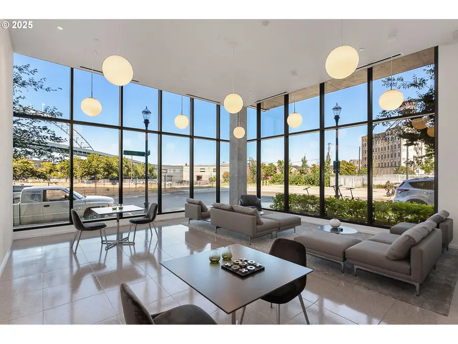 1150 NW Quimby St #2004, Portland, OR 97209 - Image #2