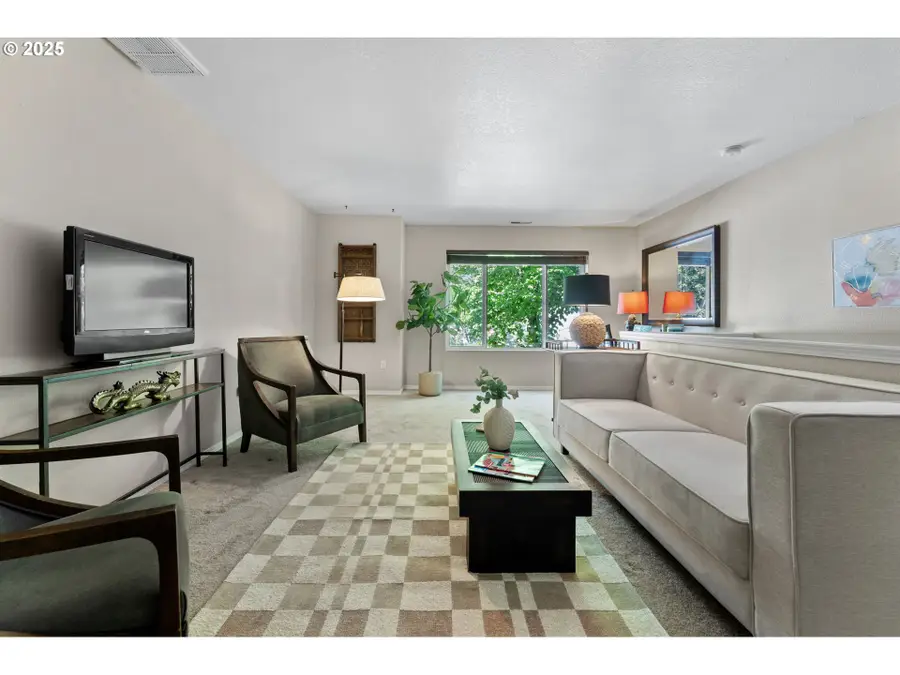 3368 SW Delaney Pl, West Slope, OR 97225 - #3