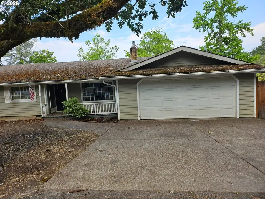 30875 SW 5th St, Lebanon, OR 97355 - #3