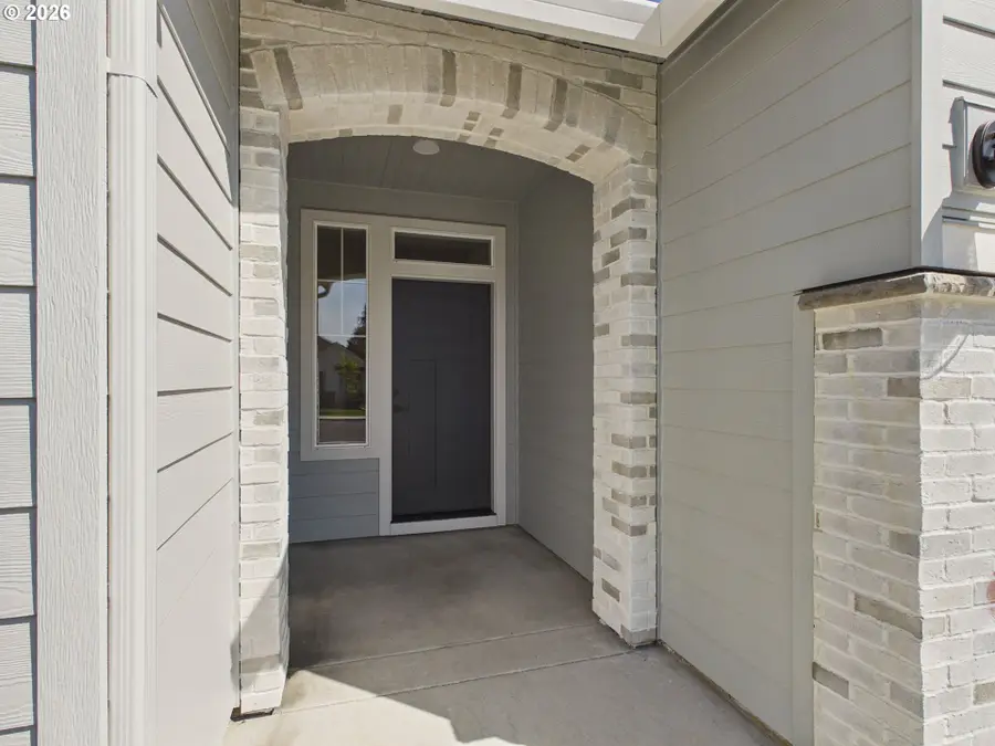 415 W 19th St, La Center, WA 98629 - #2