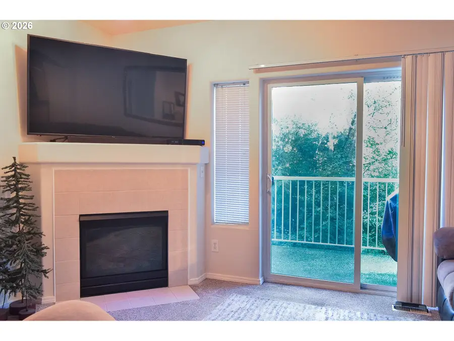 13700 SW Scholls Ferry Rd #102, Beaverton, OR 97007 - #3