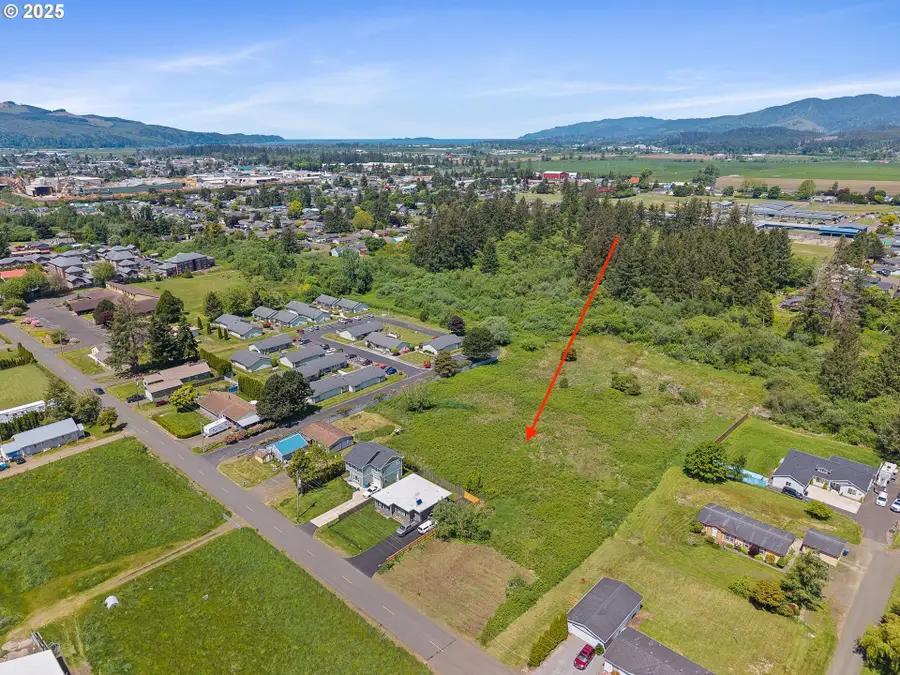 02600 12th St, Tillamook, OR 97141 - Image #3