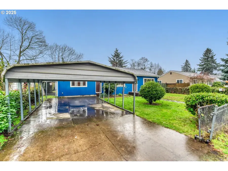 8426 NE Wygant St, Portland, OR 97220 - Image #2