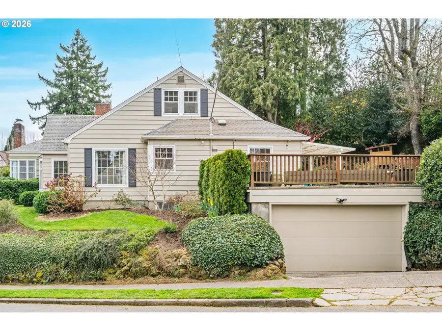 606 SW Evans St, Portland, OR 97219 - #3