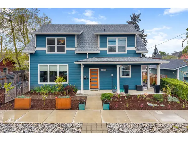 1114 9th St, HoodRiver, OR 97031