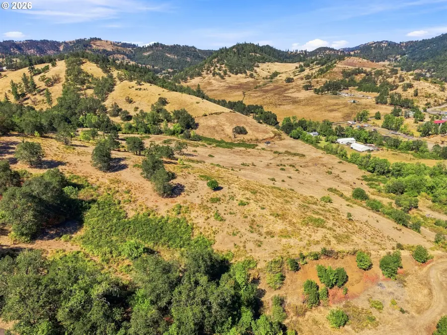 0 Kester Rd, Roseburg, OR 97470 - #3
