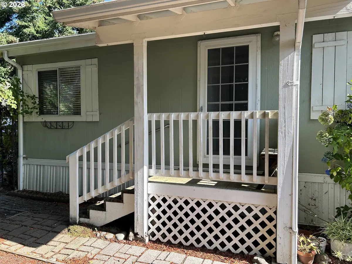 179 Outer Dr, Florence, OR 97439 - #1