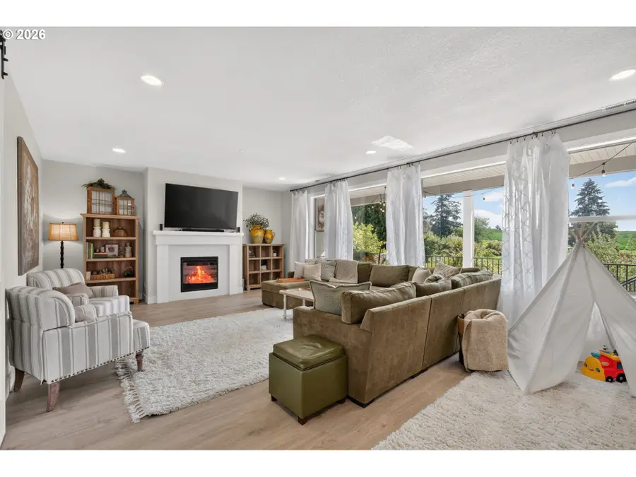 16130 SE Bridge Creek Ct, Happy Valley, OR 97015 - #3
