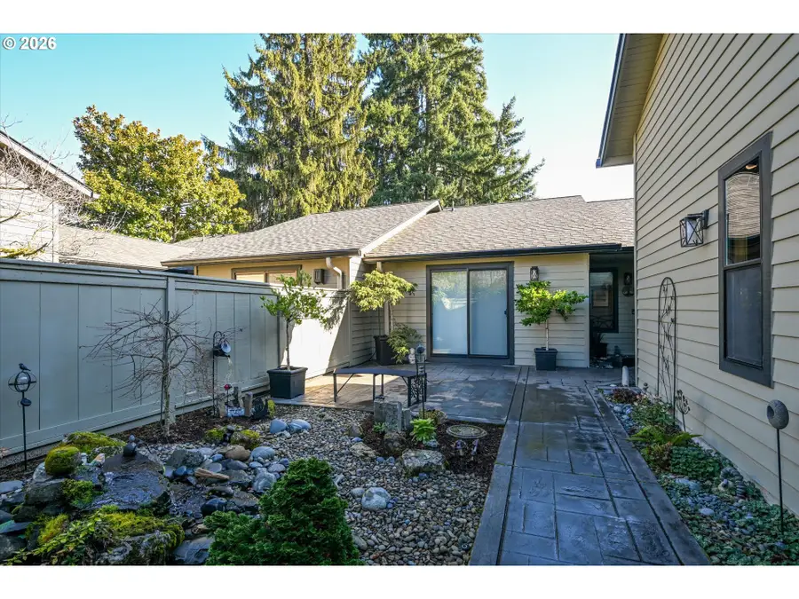 1133 Spyglass Dr, Eugene, OR 97401 - Image #2