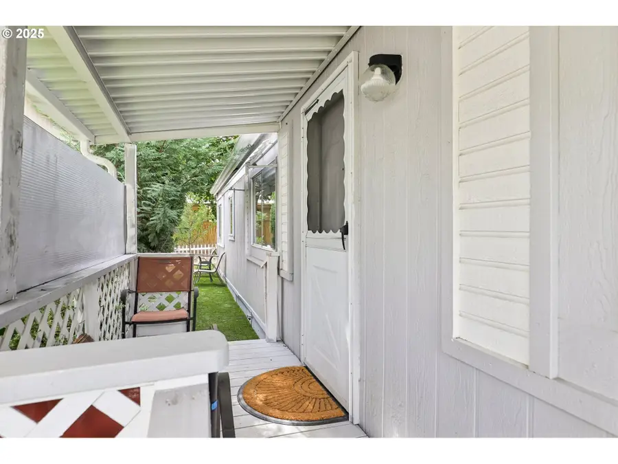 520 SW Georgetown Way, Beaverton, OR 97006 - Image #3