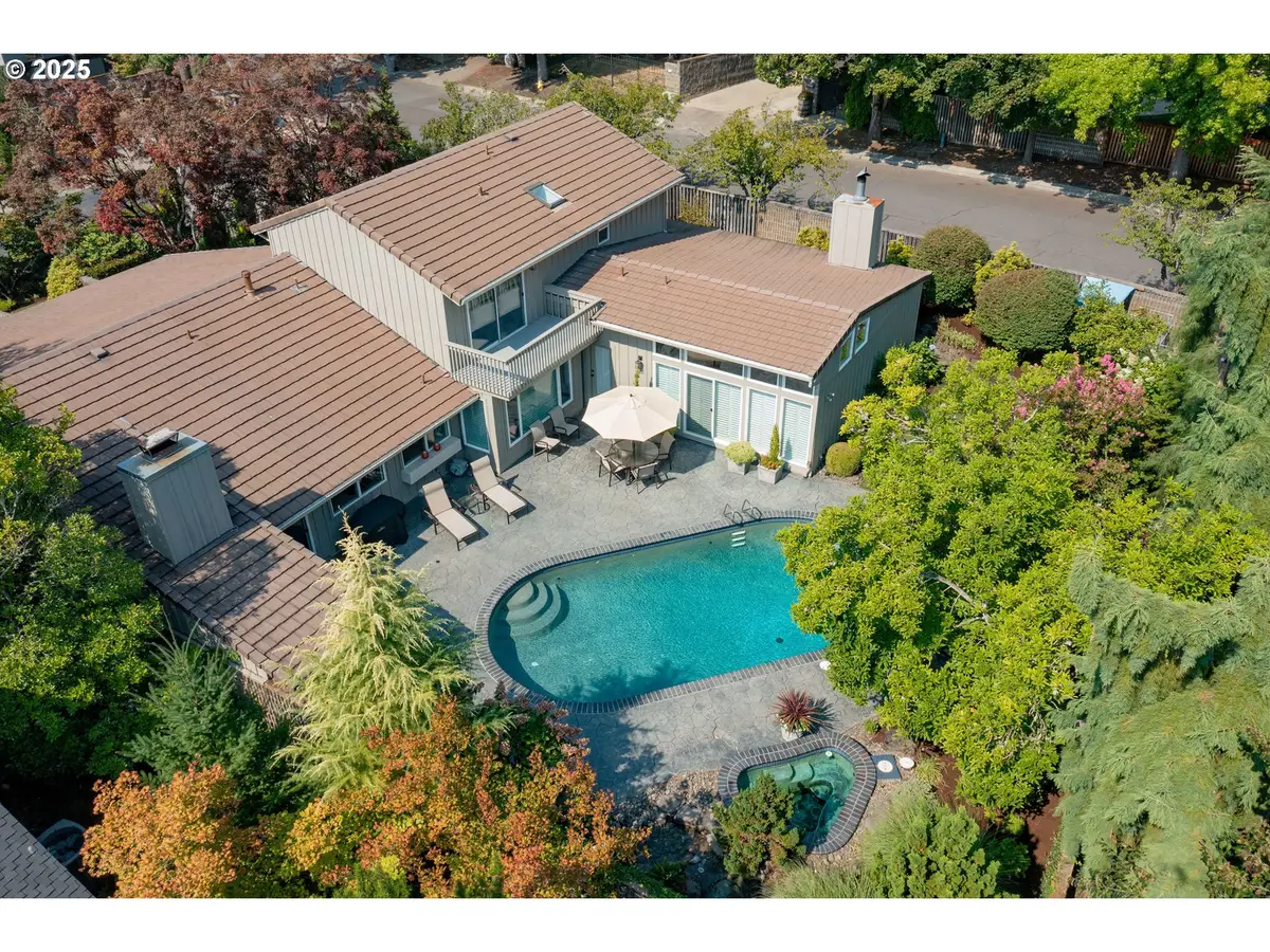 11330 SW Lynnvale Dr, Cedar Hills, OR 97225 - Image #1