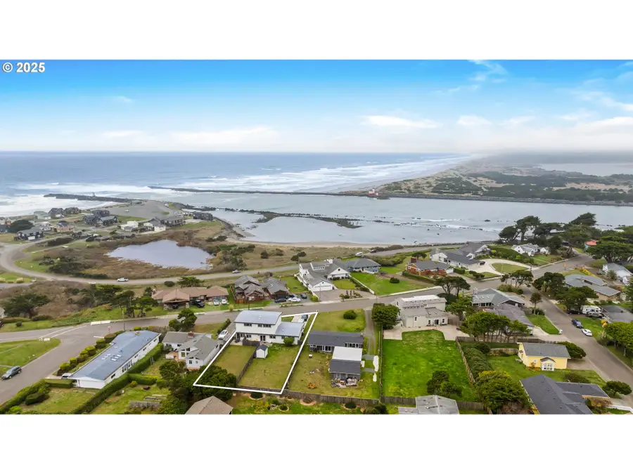 875 Ocean Dr Sw, Bandon, OR 97411 - Image #3