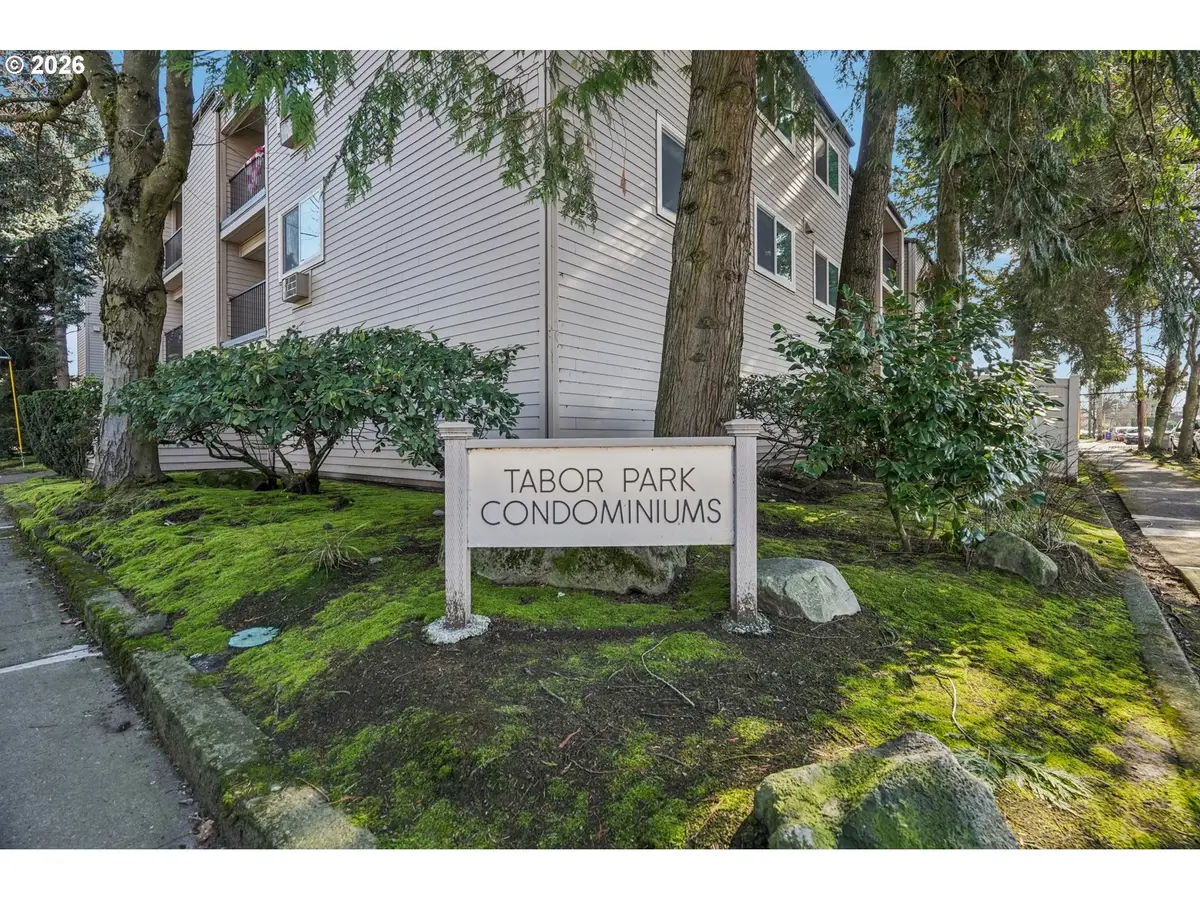 6600 SE Division St #305, Portland, OR 97206 - #1