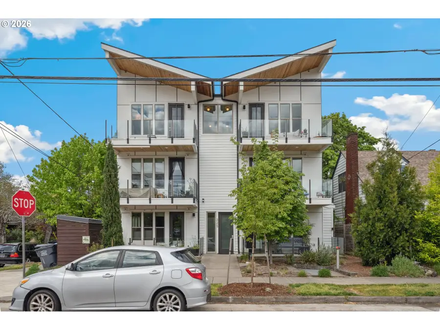 325 N Emerson St #D, Portland, OR 97217 - #2