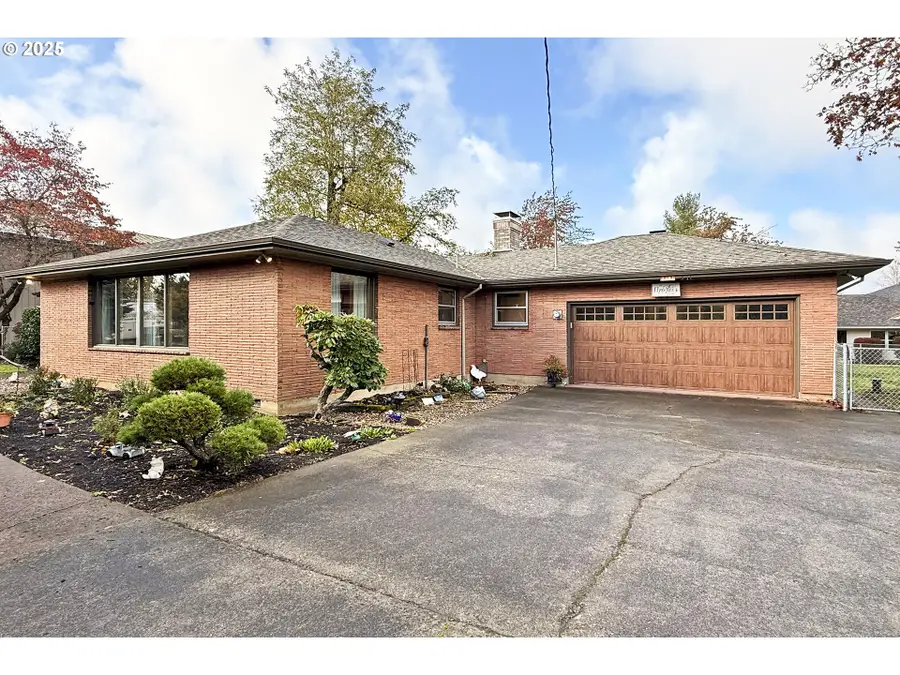 571 NW Wade St, Estacada, OR 97023 - Image #3