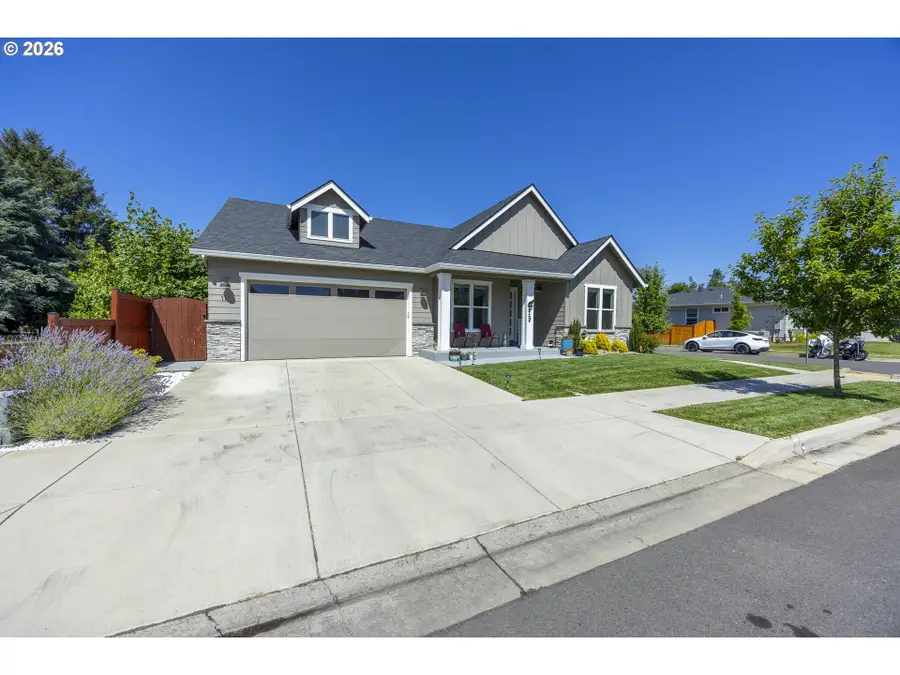 1152 S 46th St, Springfield, OR 97478 - #2
